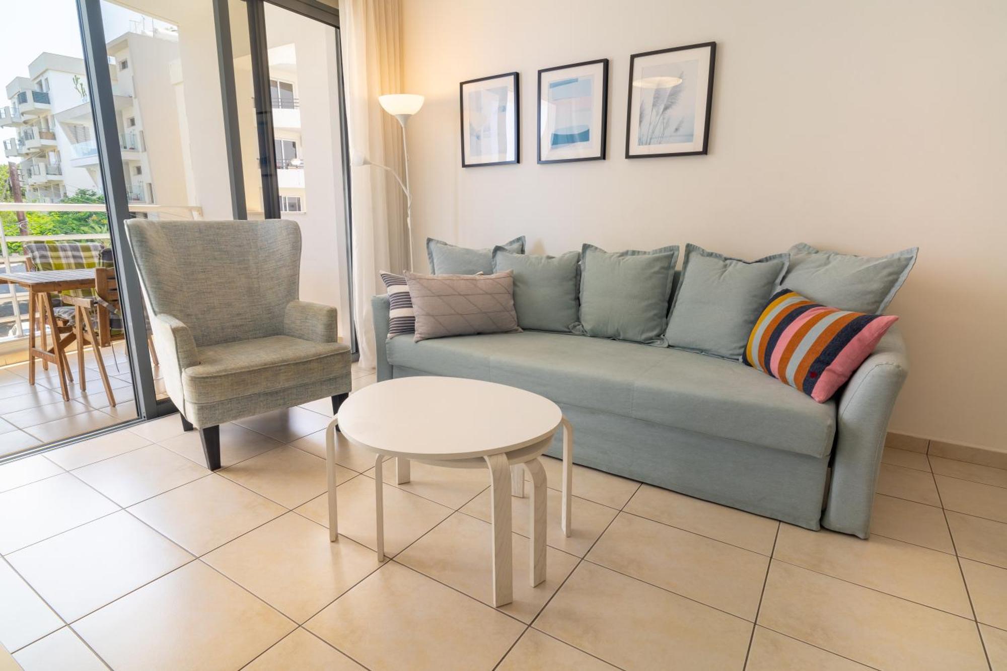 Blue Dawn Center Flat Apartment Larnaca Exterior photo